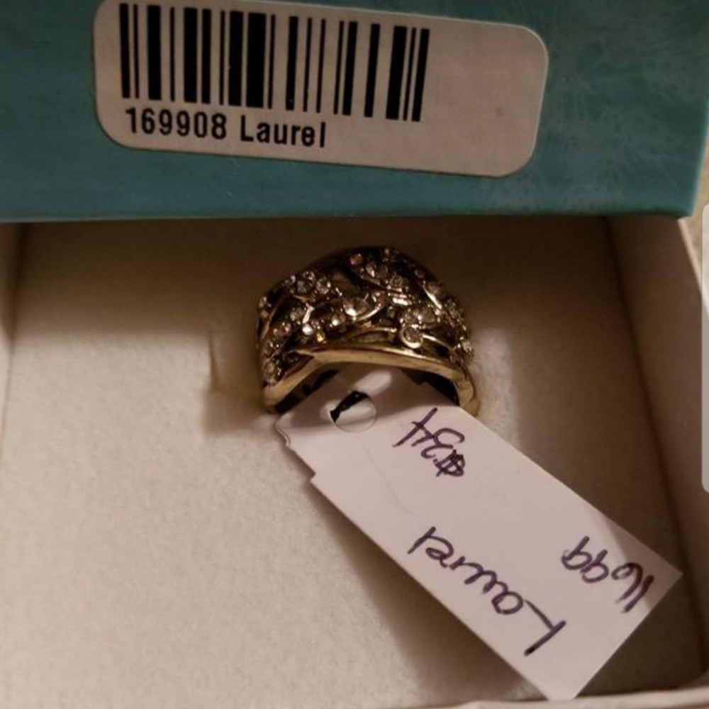 Premier Designs Jewelry ring